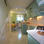 Apartment Colic *